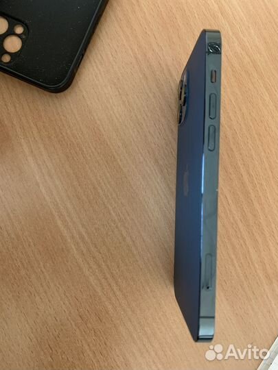 iPhone 12 Pro, 256 ГБ