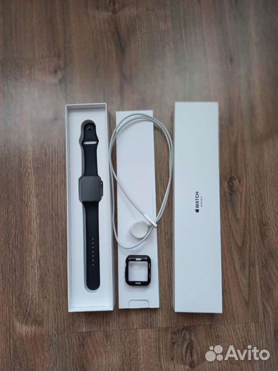 Часы apple watch 3 42mm
