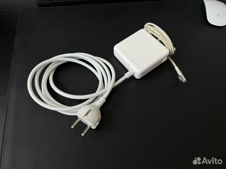 Apple адаптер для зарядки MagSafe 1 85w