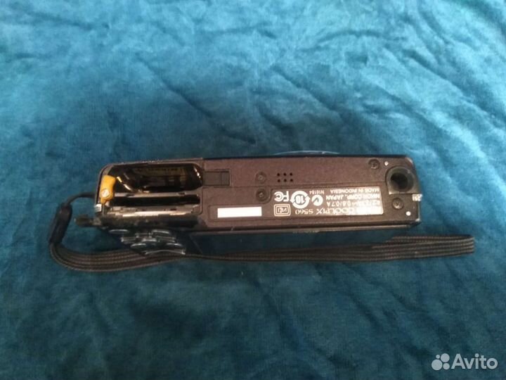 Компактный фотоаппарат Nikon coolpix S560