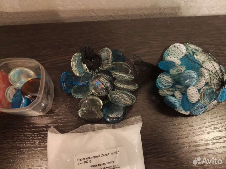 Стеклянные камни для декора, аквариума цена за все
