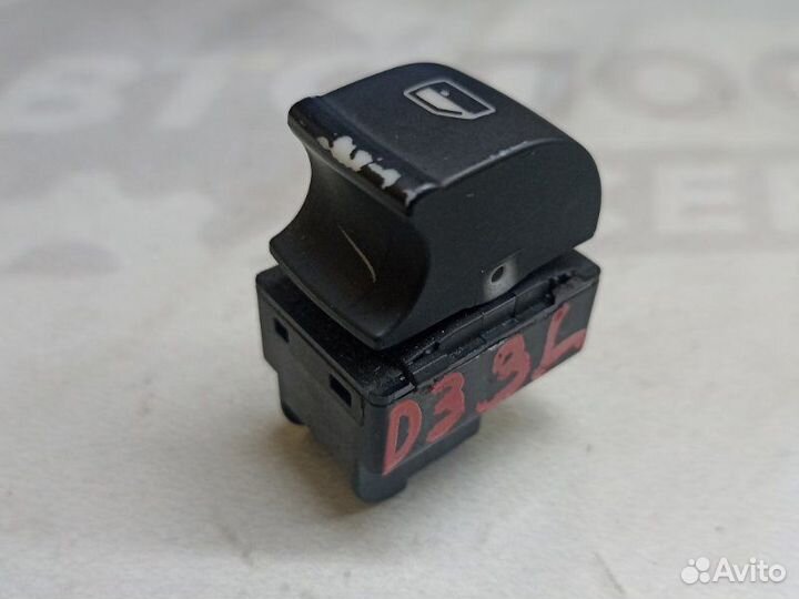 Кнопка стеклоподъемника Audi A8 D3 BVJ