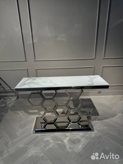 Стол-консоль Фьюжн