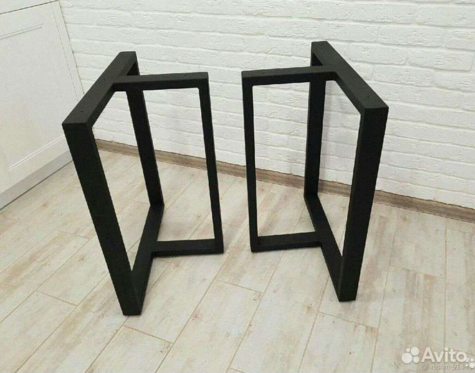 Металлическое подстолье лофт