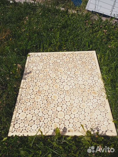 Панно из можжевельника