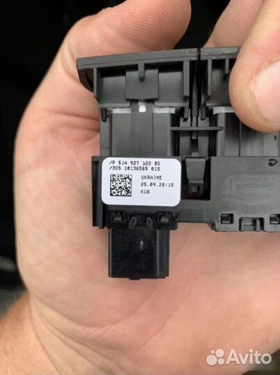 Блок кнопок Skoda Rapid 2020