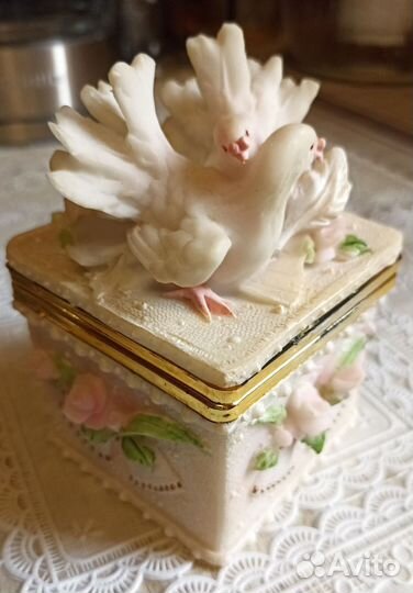 Шкатулка для украшений