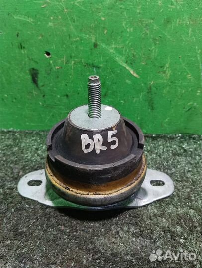 Опора (подушка) двигателя правая Citroen C5 2009