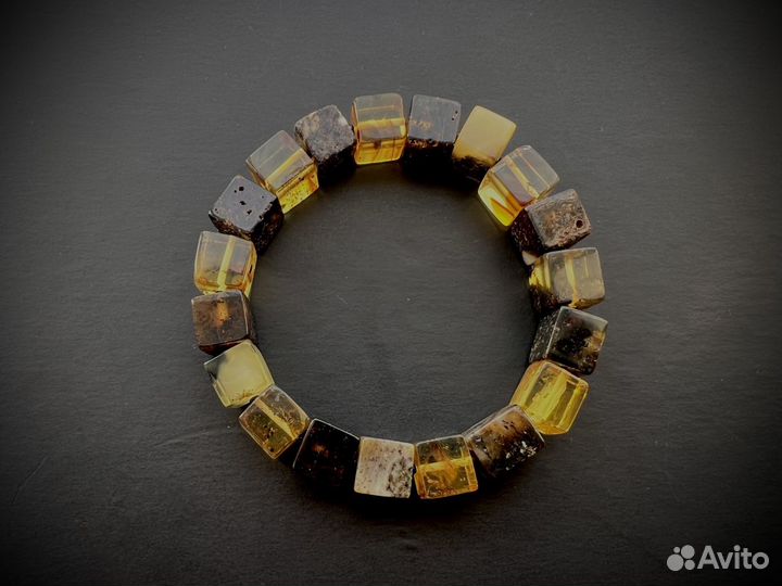 Мужской браслет из натурального янтаря 21 см