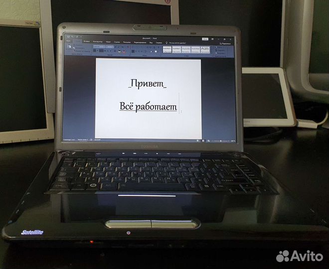 Ноутбук toshiba