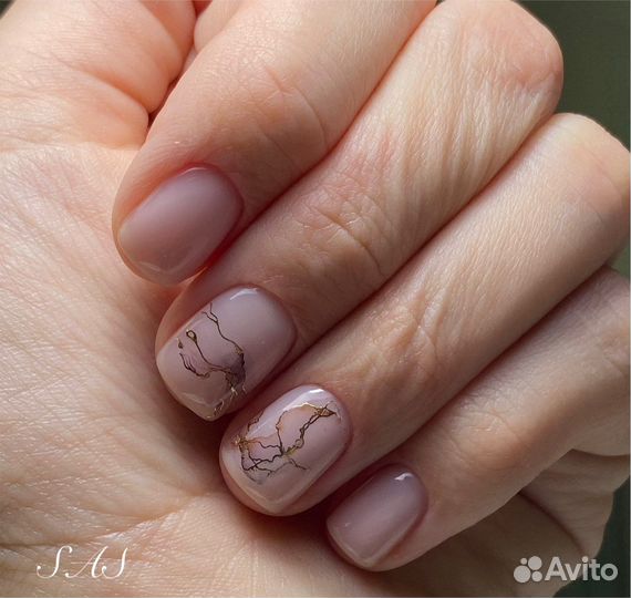 Мастер маникюра