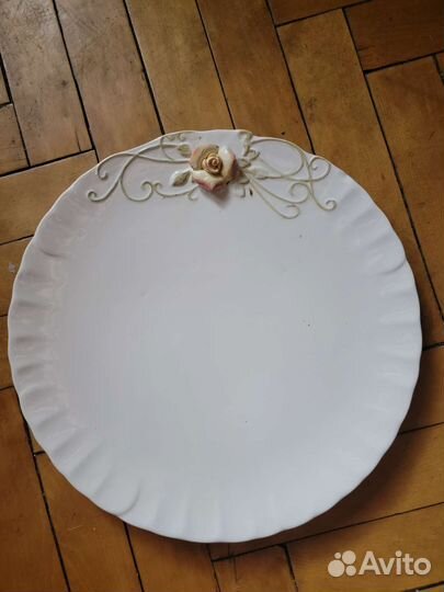 Тарелки. Листайте