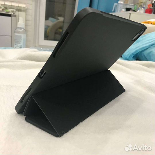 Чехол на iPad 11 pro