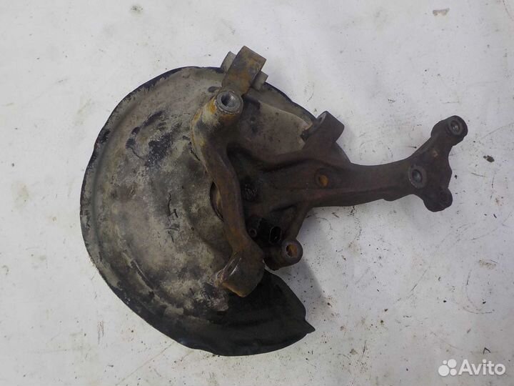 Кулак поворотный volkswagen jetta 6 задний правый