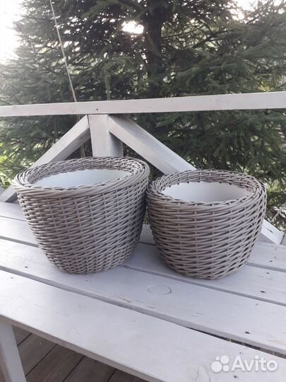 Кашпо из полиротанга