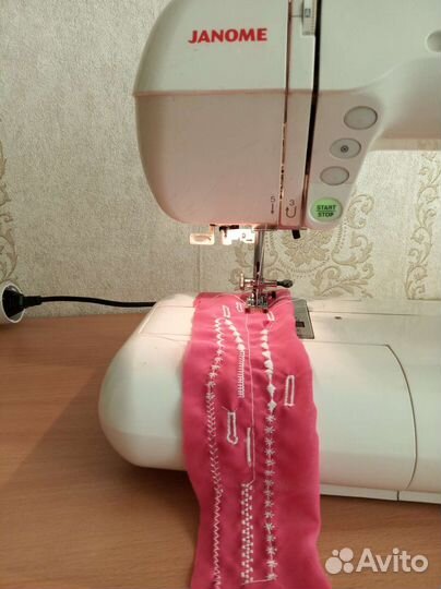 Швейная машина Janome бу