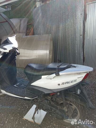 Продаю мопед