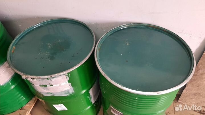 Бочки 200 литров металлические с крышкой и хомутом