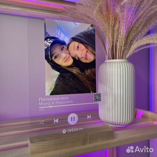 Оживающее фото на стекле