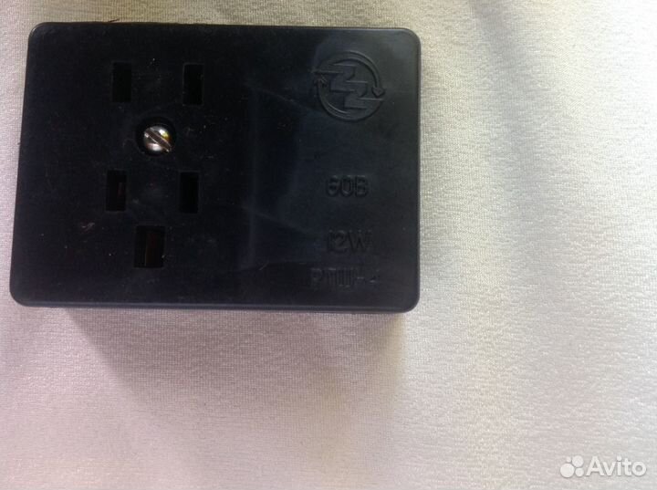 Телефонный комплект: одинарная розетка+вилка