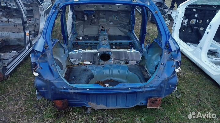 Шевроле Лачетти задняя панель задка хэтчбек