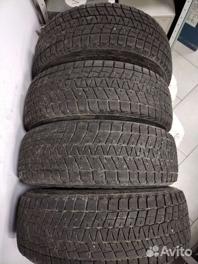 Bridgestone Blizzak DM-V1 225/65 R18