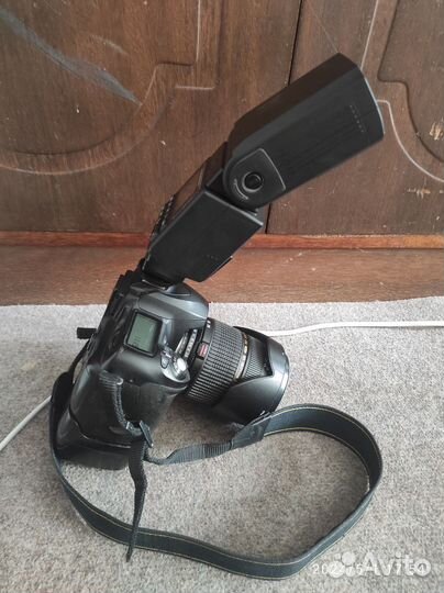 Зеркальный фотоаппарат nikon d50