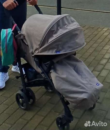 Прогулочная коляска