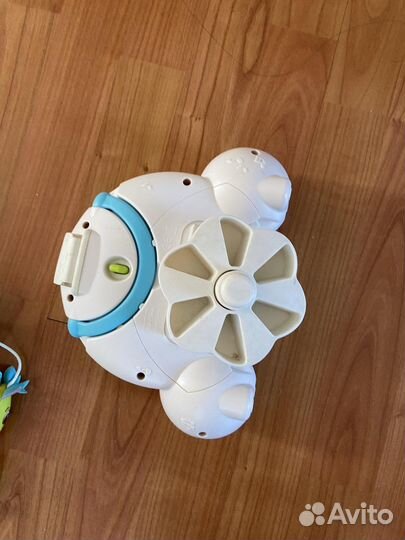 Мобиль на кроватку Тини love