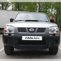 Nissan NP300 2.5 MT, 2010, 150 000 км, с пробегом, цена 1 150 000 руб.