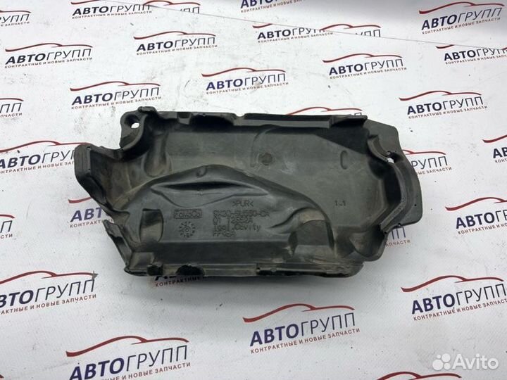 Изолятор левый Lr Rr Vogue 4 L405 306DT 3 2015