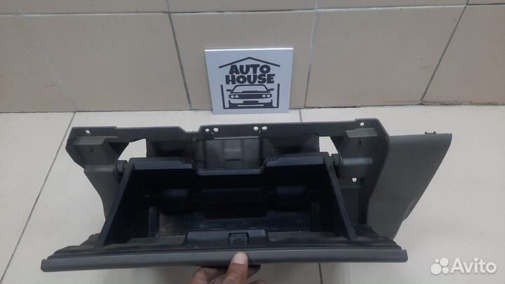 Бардачок Nissan Patrol