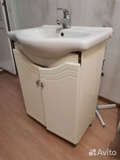 Тумба и раковина ванную бу