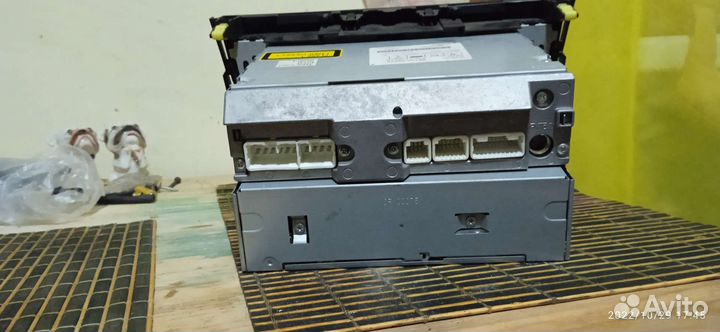 Авто магнитола б/у RAV 4 2006-2008г