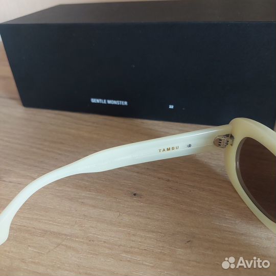 Солнечные очки Gentle Monster
