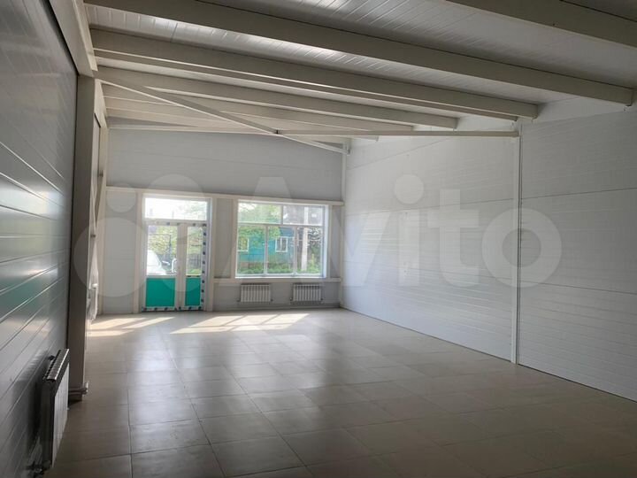 Торговая площадь, 70 м²