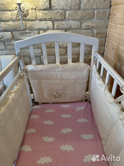 Детская кроватка