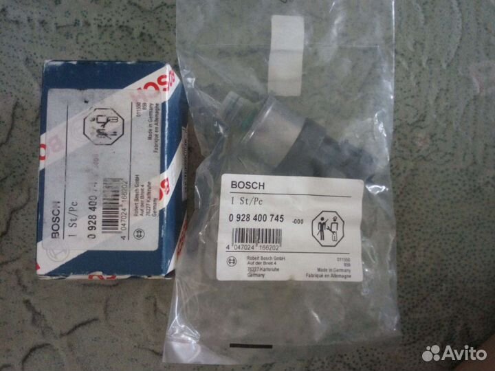 Датчик давления топлива Bosh 0928400745