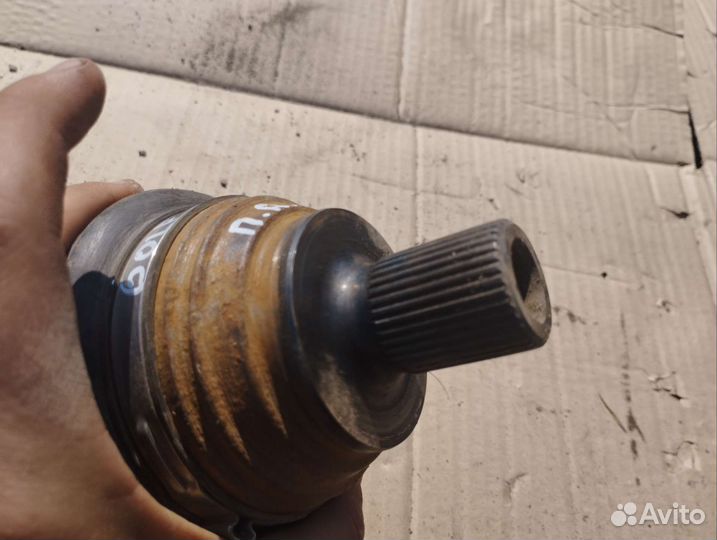 Наружная граната передняя правая Golf 6 1.4 МКПП