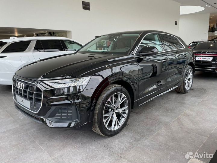 Audi Q8 3.0 AT, 2022