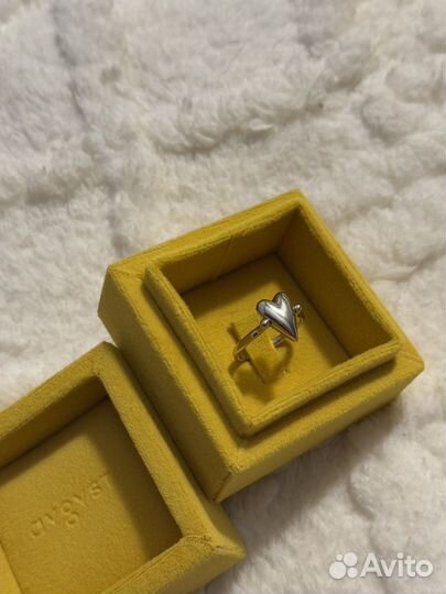 Кольцо перевертыш с бриллиантами avgvst