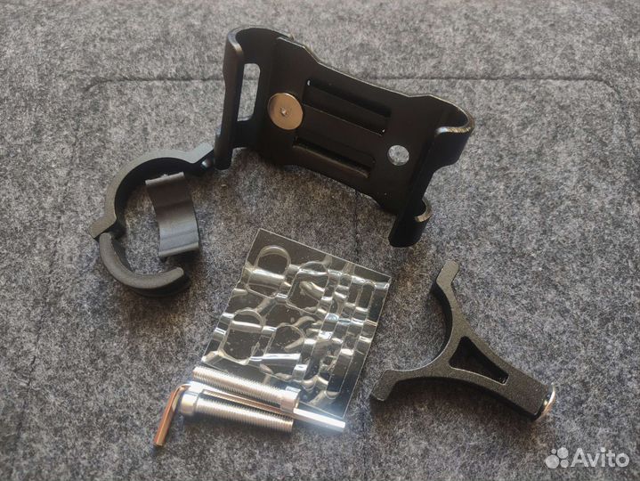 Держатель для телефона на руль