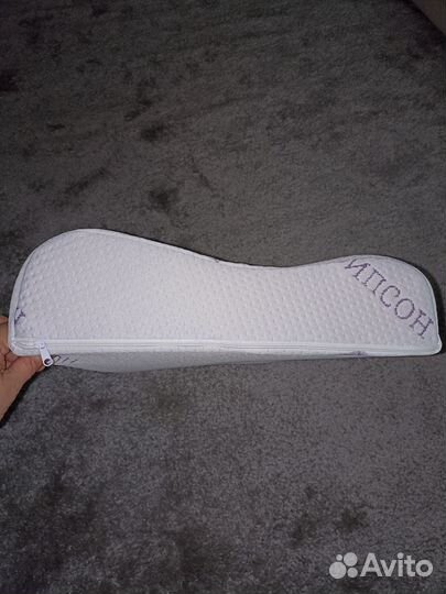 Подушка ортопедическая с эффектом памяти. новая