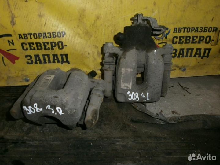 Суппорт задний правый Peugeot 308 4A/C EP6