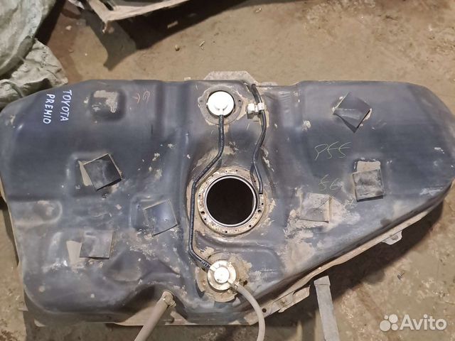 Бензобак Toyota Premio T240