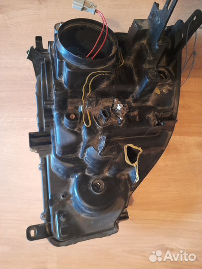 Фара передняя левая Nissan X-Trail T31