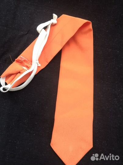Галстук оранжевый