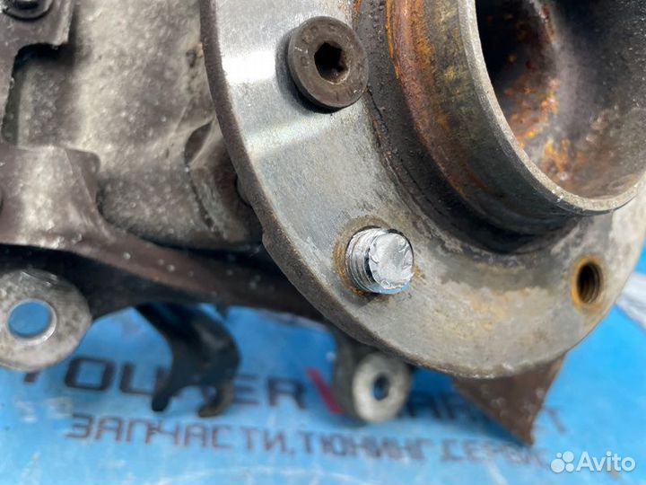 Ступица передняя правая Bmw 5-Series E60 M54B30