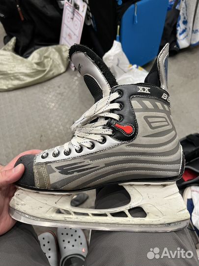 Коньки хоккейные бауер