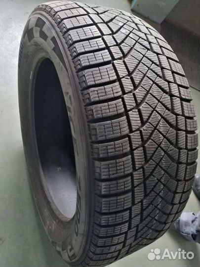 Pirelli Ice Zero 285/50 R20 116T